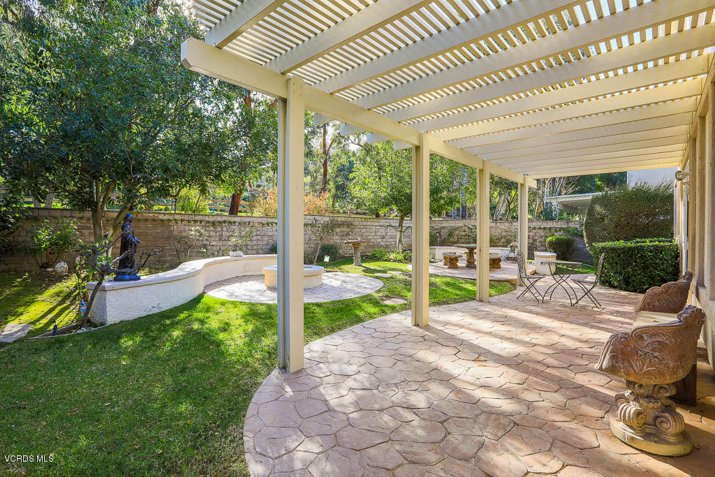 48 East Boulder Creek Road Simi Valley, CA 93065 - Photo 25 of 36 48 East Boulder Creek Road - HsHProd-31