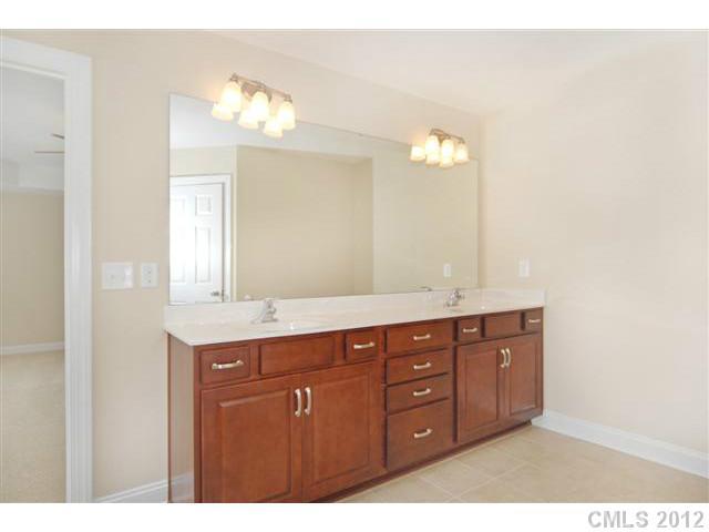 1126 Rockwell View Road Matthews, NC 28105 - Photo 12 of 16 Gallery Image 12