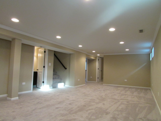 7719 East Prairie Road Skokie, IL 60076 - Photo 10 of 25