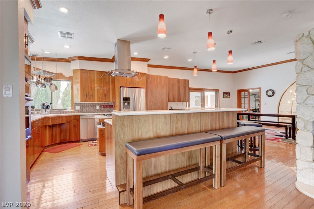 1350 Westwind Road Las Vegas, NV 89146 - Photo 13 of 50 Gallery Image 13