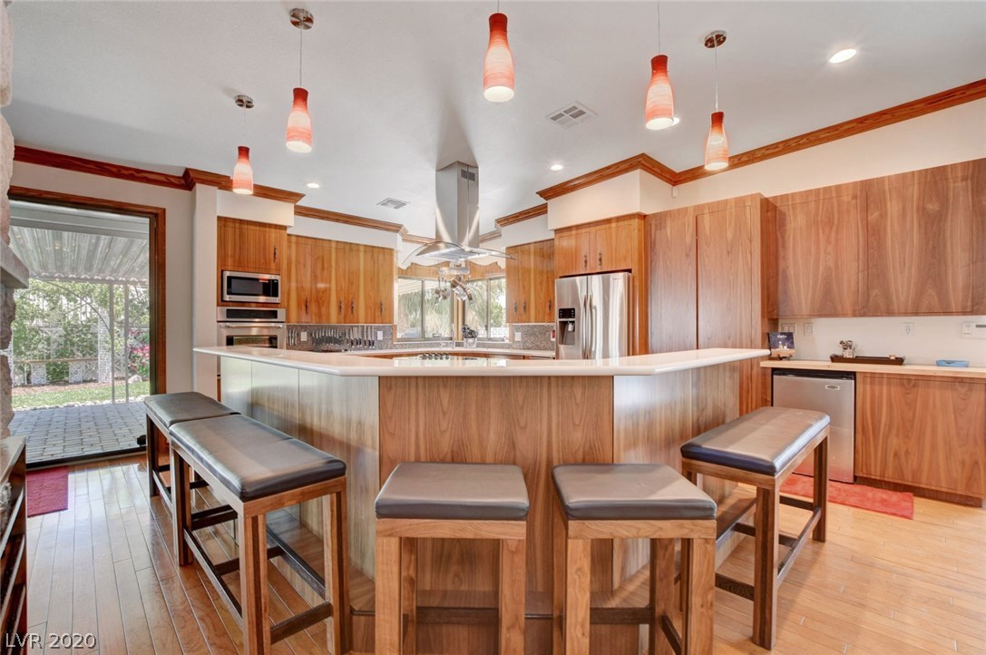 1350 Westwind Road Las Vegas, NV 89146 - Photo 17 of 50 Gallery Image 17