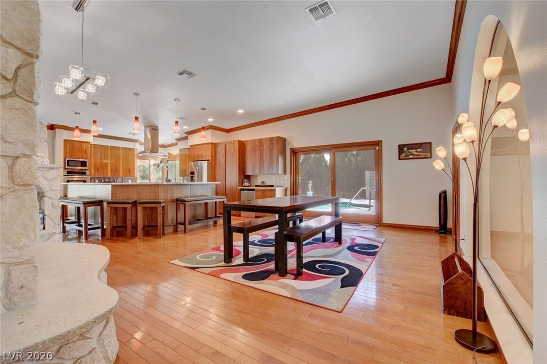 1350 Westwind Road Las Vegas, NV 89146 - Photo 19 of 50 Gallery Image 19