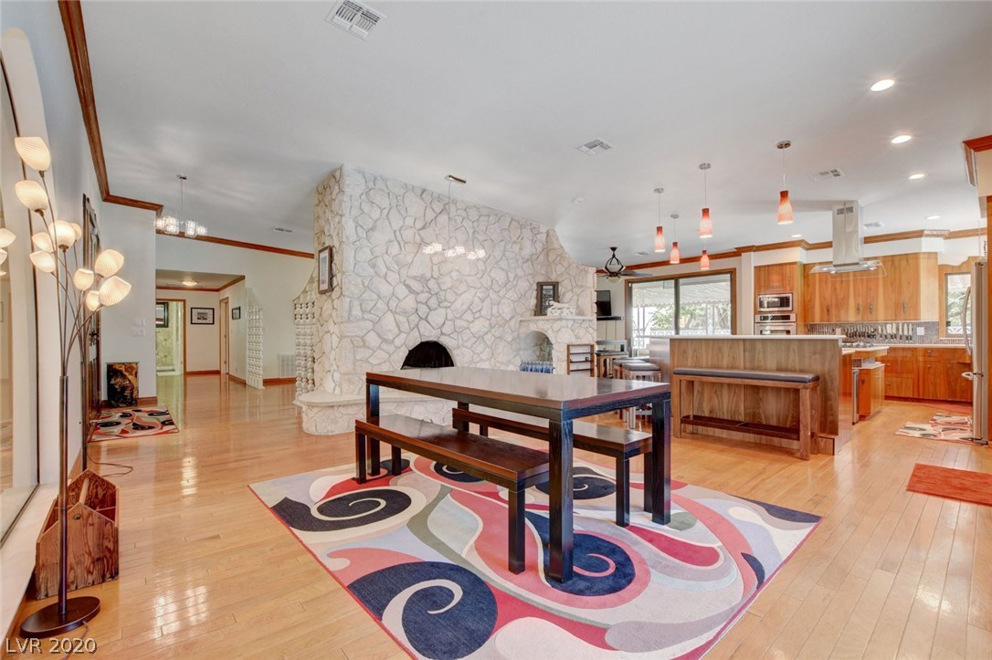 1350 Westwind Road Las Vegas, NV 89146 - Photo 20 of 50 Gallery Image 20