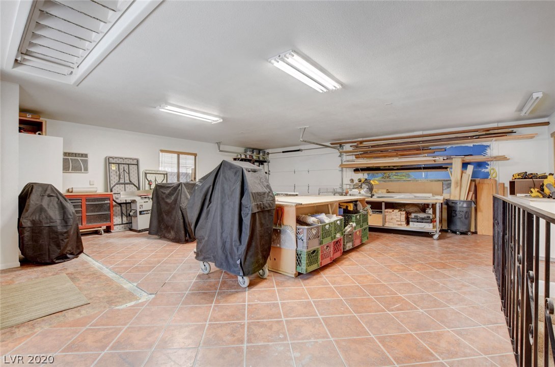 1350 Westwind Road Las Vegas, NV 89146 - Photo 36 of 50 Gallery Image 36