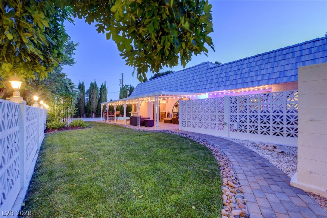 1350 Westwind Road Las Vegas, NV 89146 - Photo 40 of 50 Gallery Image 40