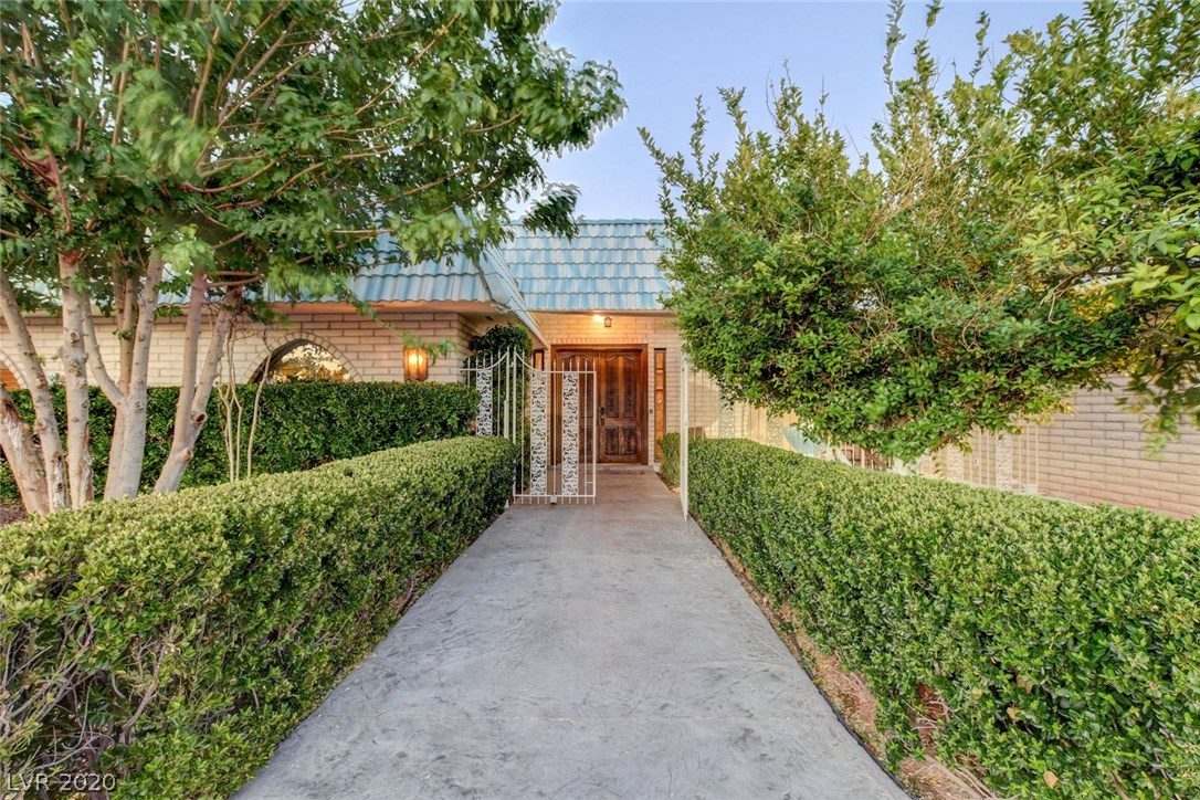 1350 Westwind Road Las Vegas, NV 89146 - Photo 4 of 50 Gallery Image 4