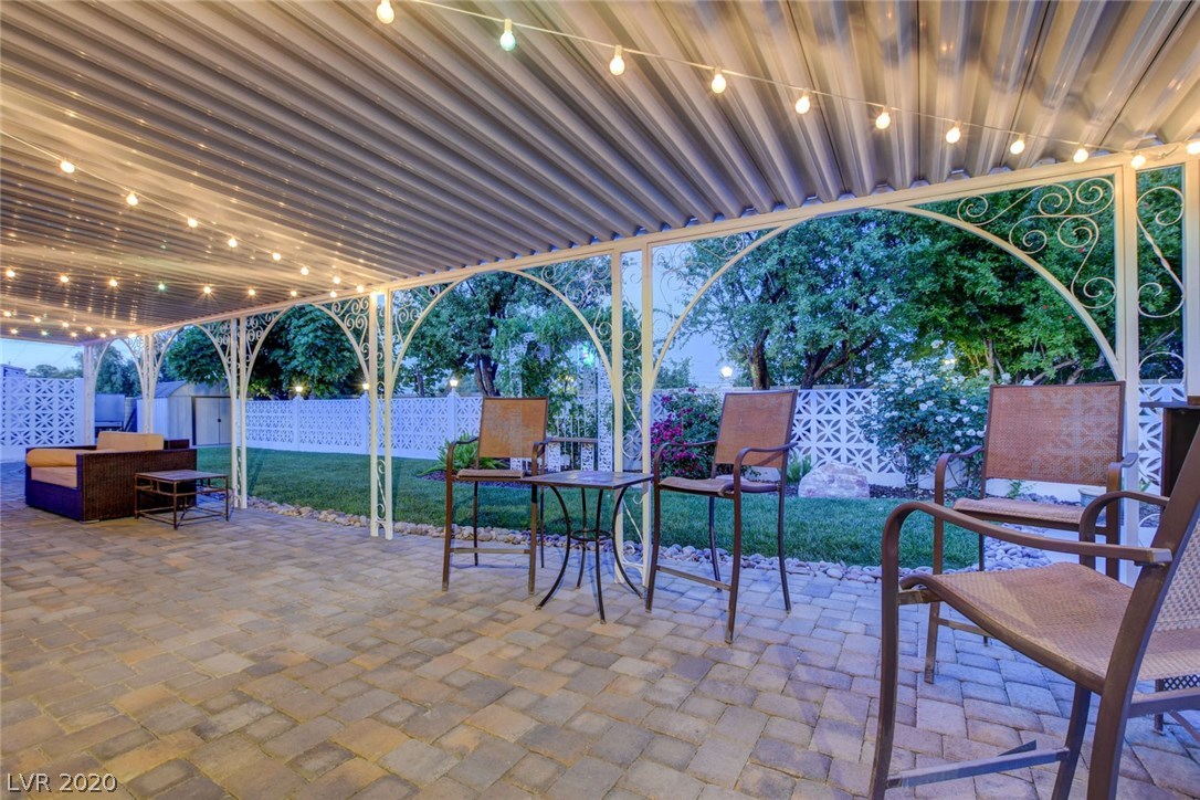 1350 Westwind Road Las Vegas, NV 89146 - Photo 45 of 50 Gallery Image 45