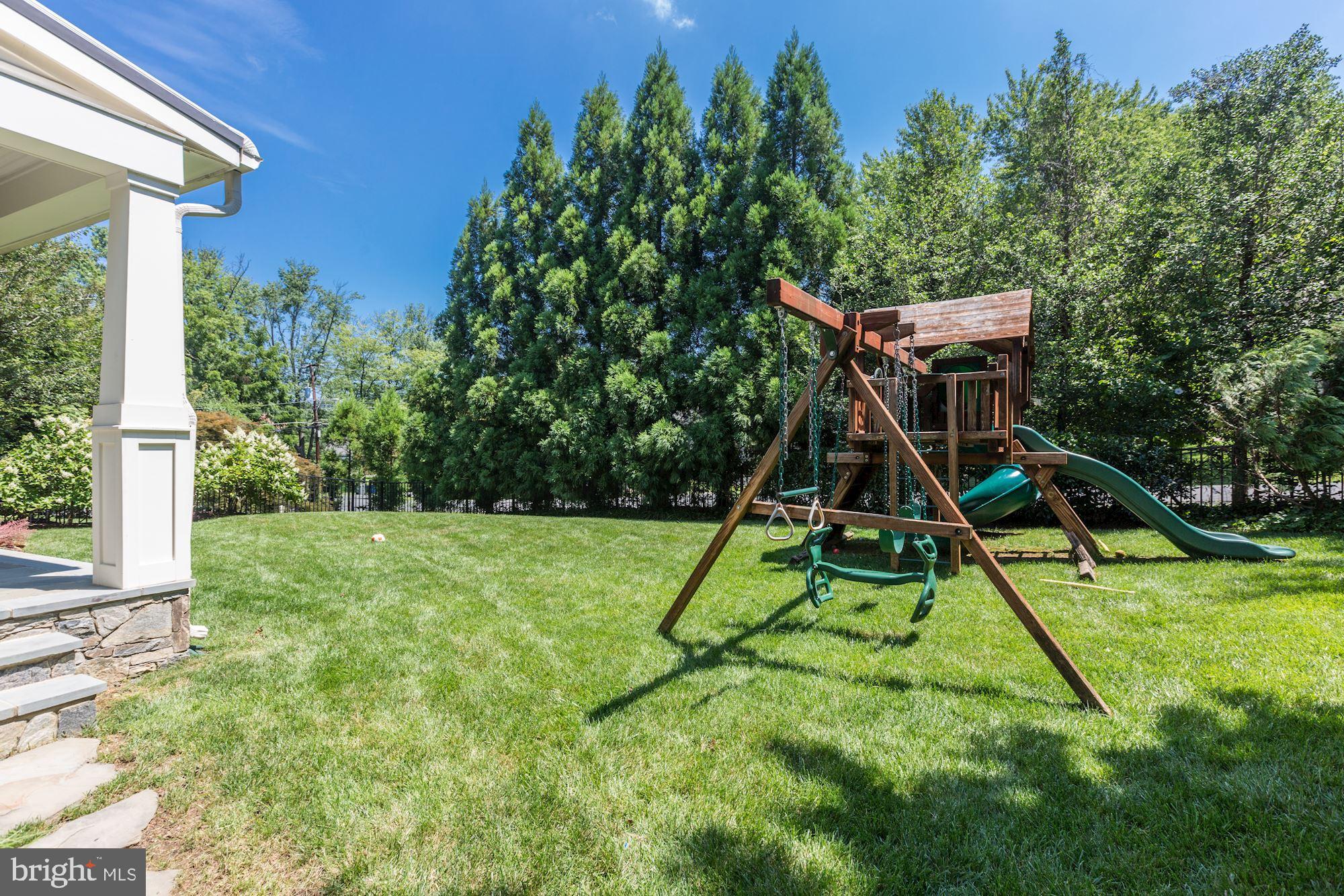 1909 MacArthur Drive McLean, VA 22101 - Photo 11 of 57