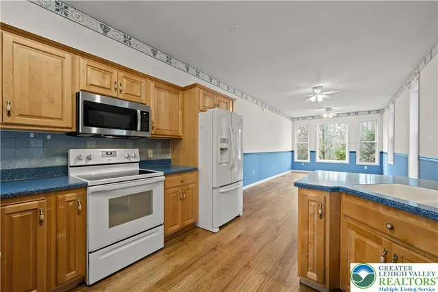 $439,000 | 1 Pinewood Circle, Hazleton, PA 18202