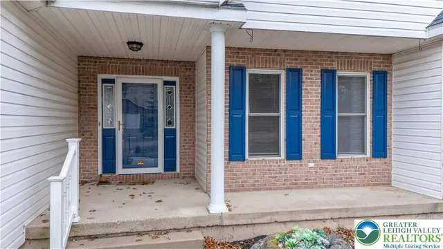 $439,000 | 1 Pinewood Circle, Hazleton, PA 18202