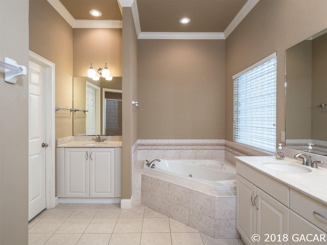1218 Southwest 104 Street Gainesville, FL 32607 - Photo 18 of 30 Gallery Image 18