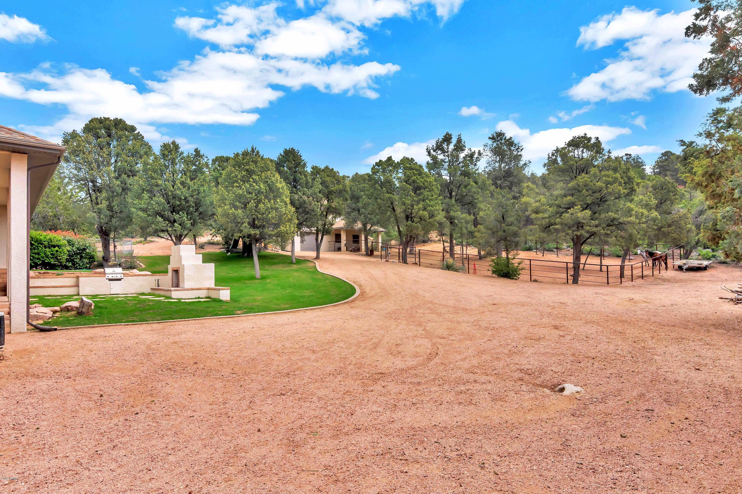 1411 East Graham Rnch Trail Payson, AZ 85541 - Photo 37 of 54 To Barn/Corrals