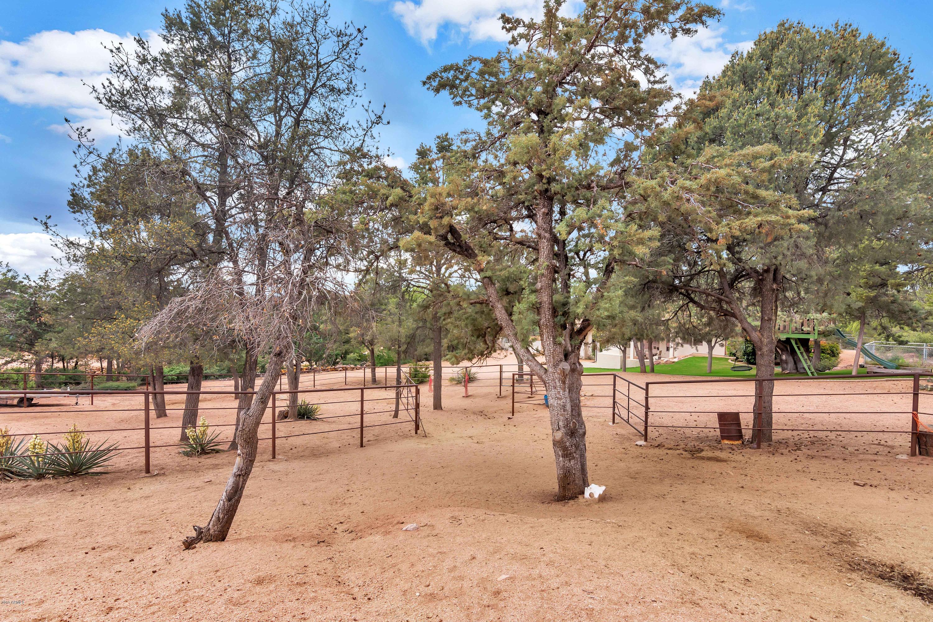 1411 East Graham Rnch Trail Payson, AZ 85541 - Photo 51 of 54 Corrals