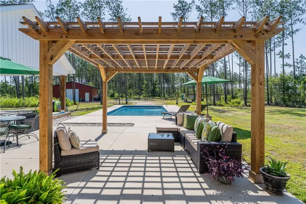 $599,999 | 121 Farms Edge Road, Manor, GA 31550