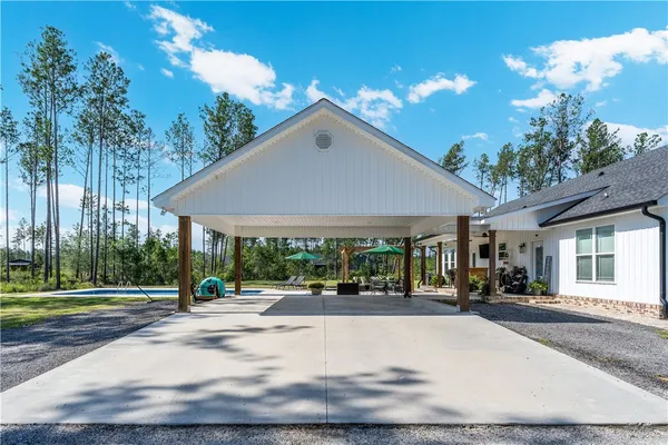 $599,999 | 121 Farms Edge Road, Manor, GA 31550