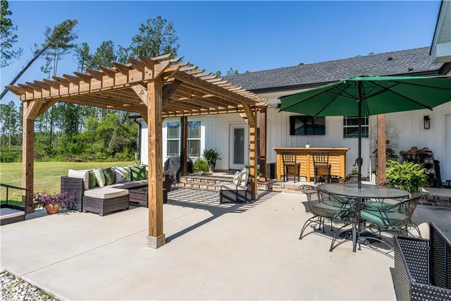 $599,999 | 121 Farms Edge Road, Manor, GA 31550