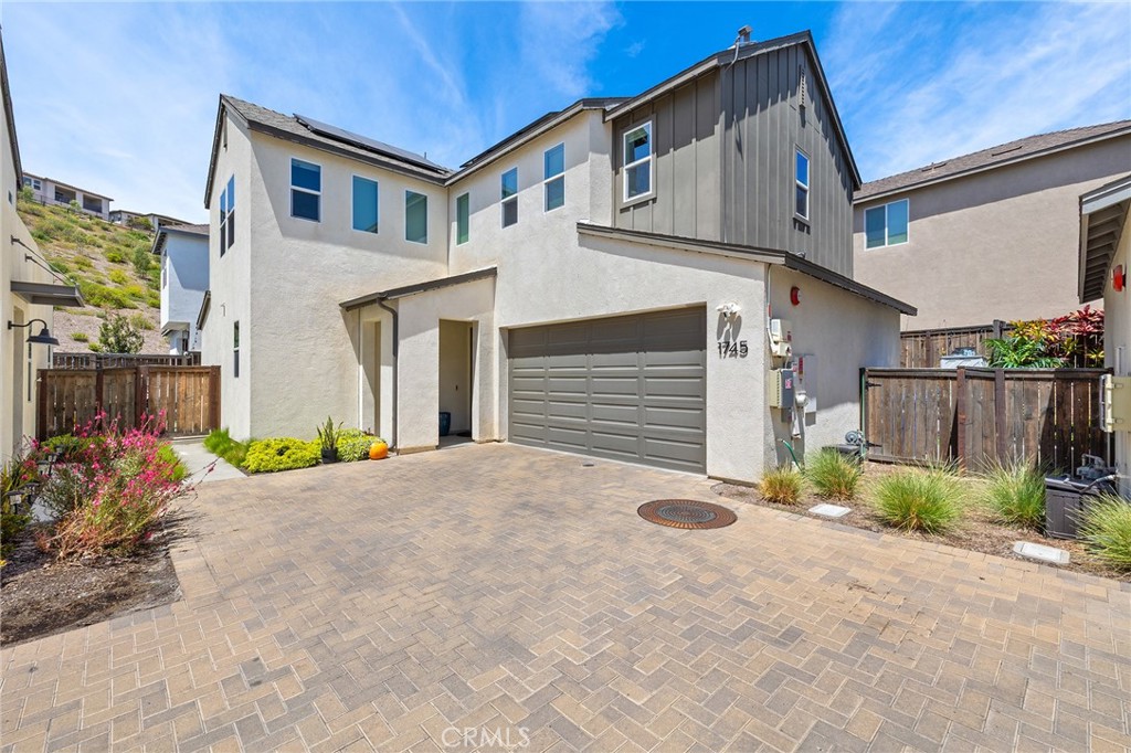 1745 Whitmore Loop Chula Vista, CA 91913 - Photo 2 of 49