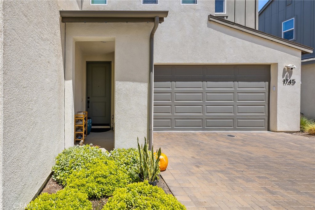 1745 Whitmore Loop Chula Vista, CA 91913 - Photo 3 of 49