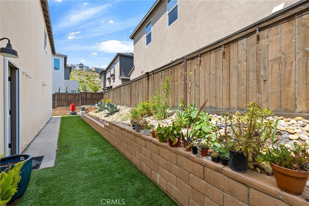 1745 Whitmore Loop Chula Vista, CA 91913 - Photo 45 of 49