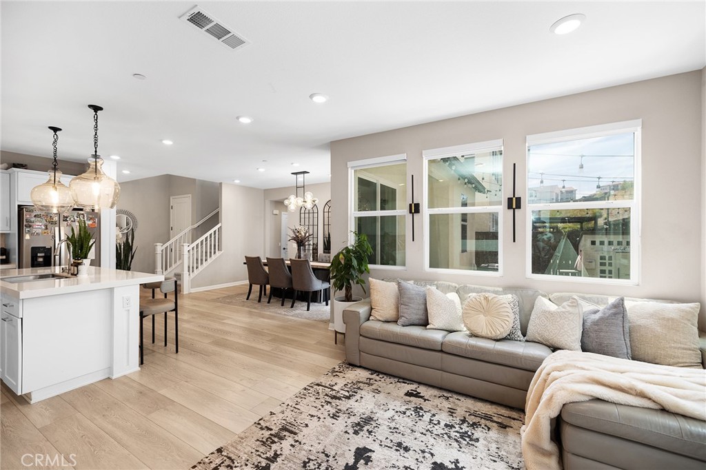 1745 Whitmore Loop Chula Vista, CA 91913 - Photo 8 of 49