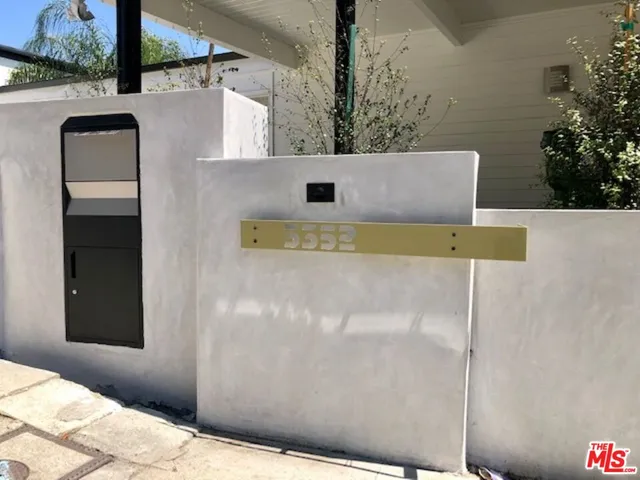 $5,850 | 3352 Oak Glen Drive, Los Angeles, CA 90068