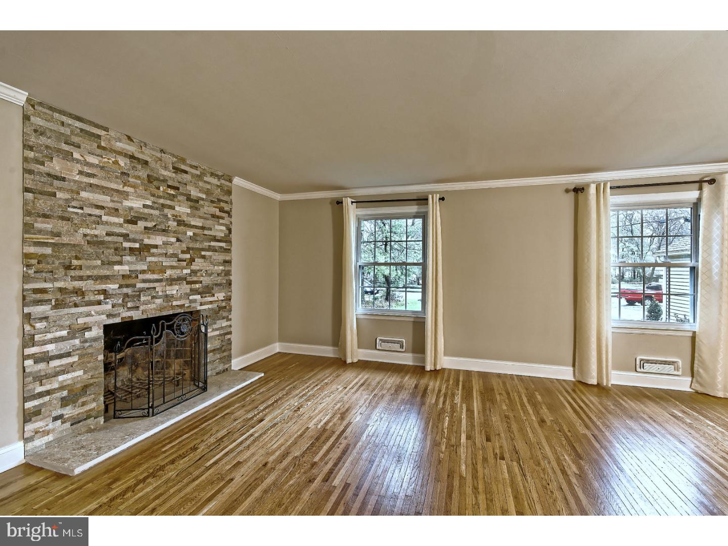 336 Wayland Road Cherry Hill, NJ 08034 - Photo 7 of 24 Gallery Image 7