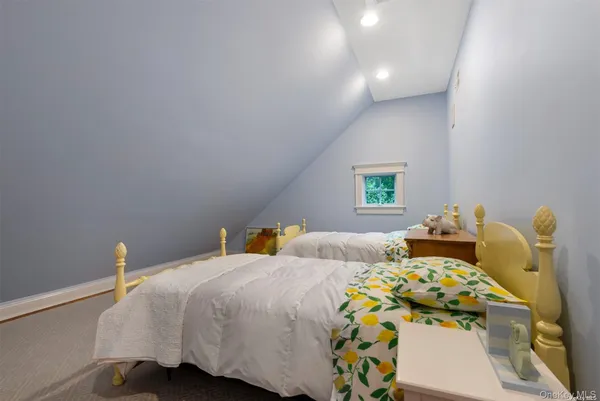 $90,000 | 5 Anthony Lane, Quogue, NY 11959
