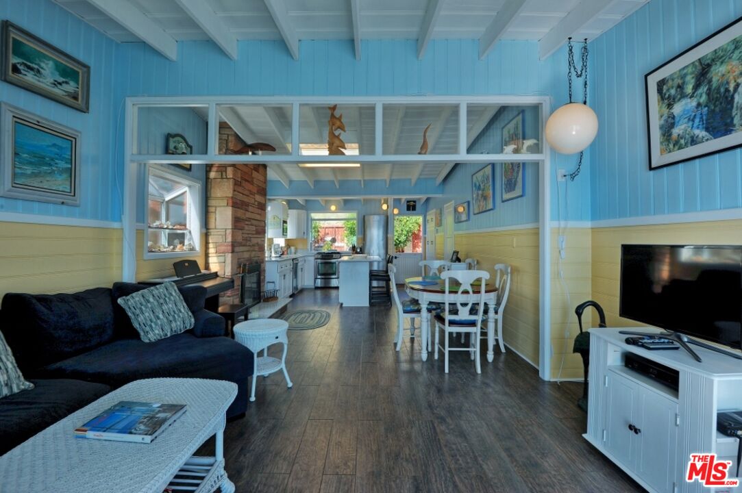 24528 Malibu Road Malibu, CA 90265 - Photo 15 of 16