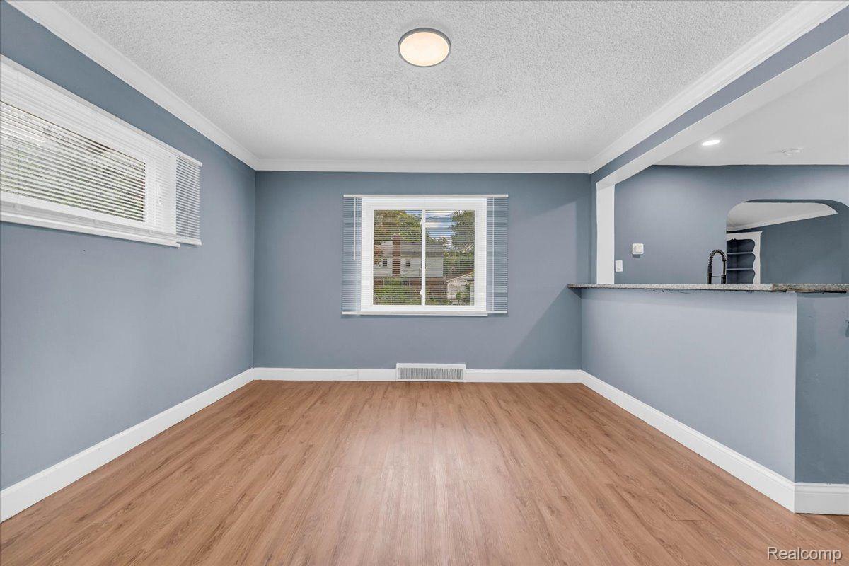 14318 Rutherford Street Detroit, MI 48227 - Photo 8 of 27 Gallery Image 8