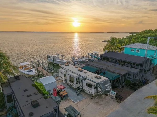 $950,000 | 325 Calusa Street, Unit 324, Key Largo, FL 33037