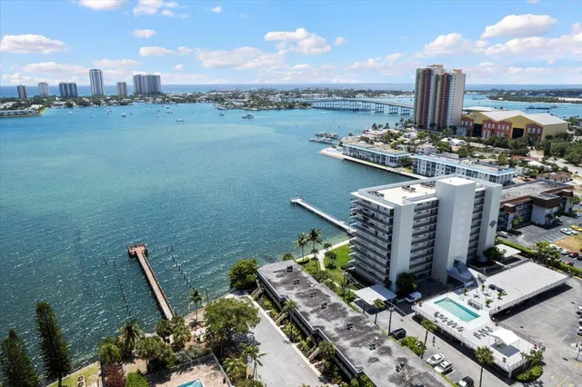 a view of a terrace with sitting space