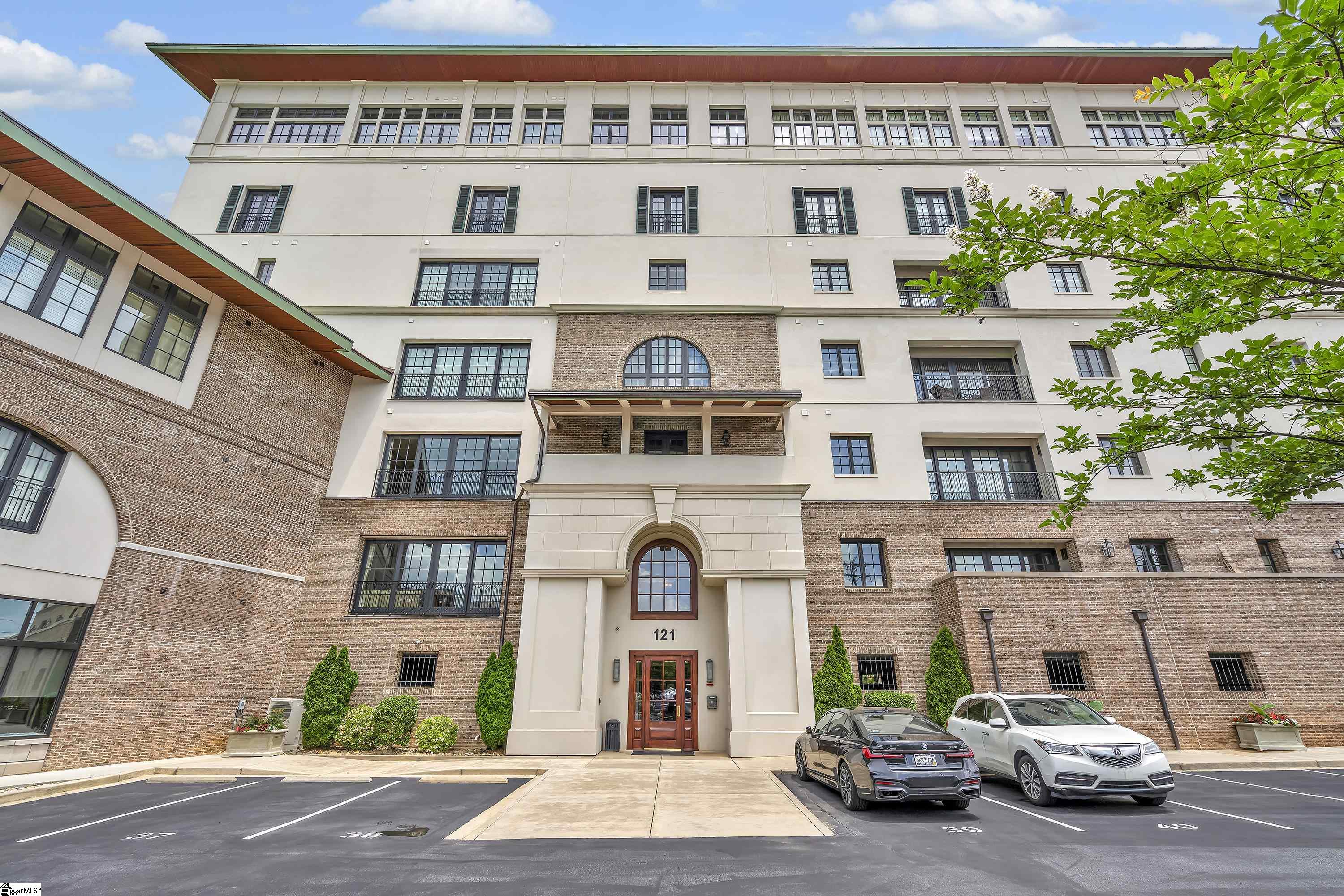 121 Rhett Street, Unit 502 Greenville, SC 29601 - Photo 1 of 26 Gallery Image 1