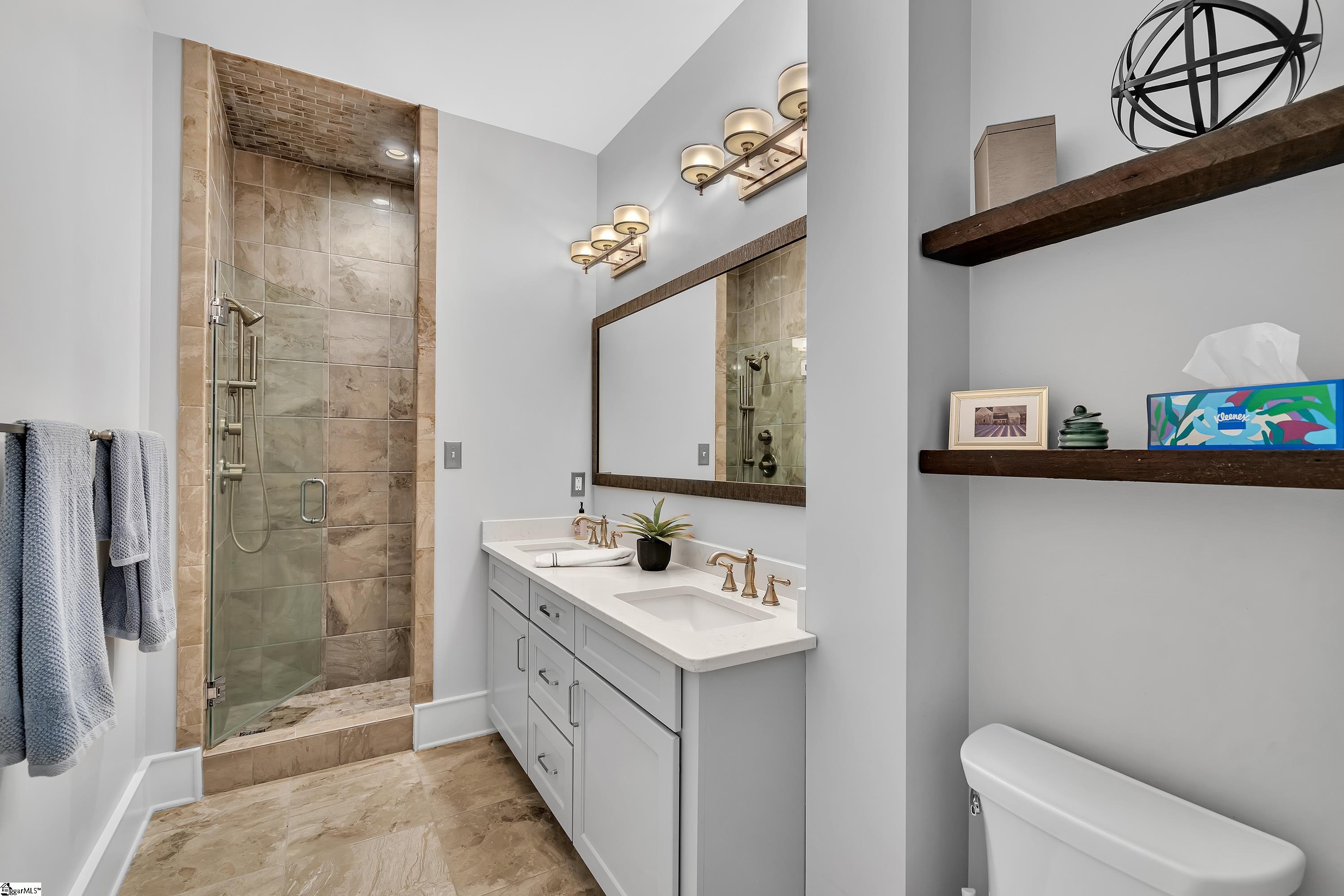121 Rhett Street, Unit 502 Greenville, SC 29601 - Photo 12 of 26 Gallery Image 12