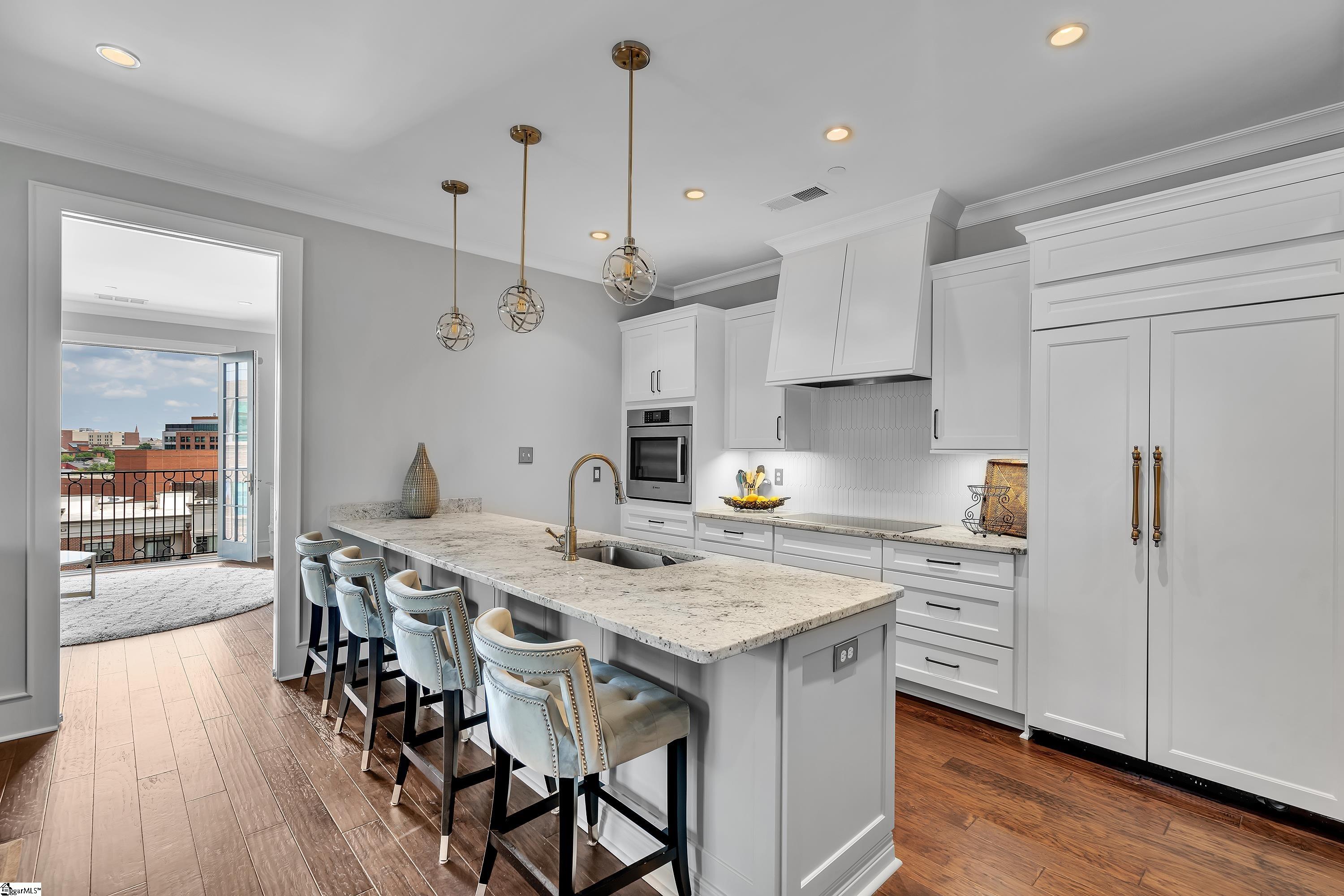 121 Rhett Street, Unit 502 Greenville, SC 29601 - Photo 7 of 26 Gallery Image 7