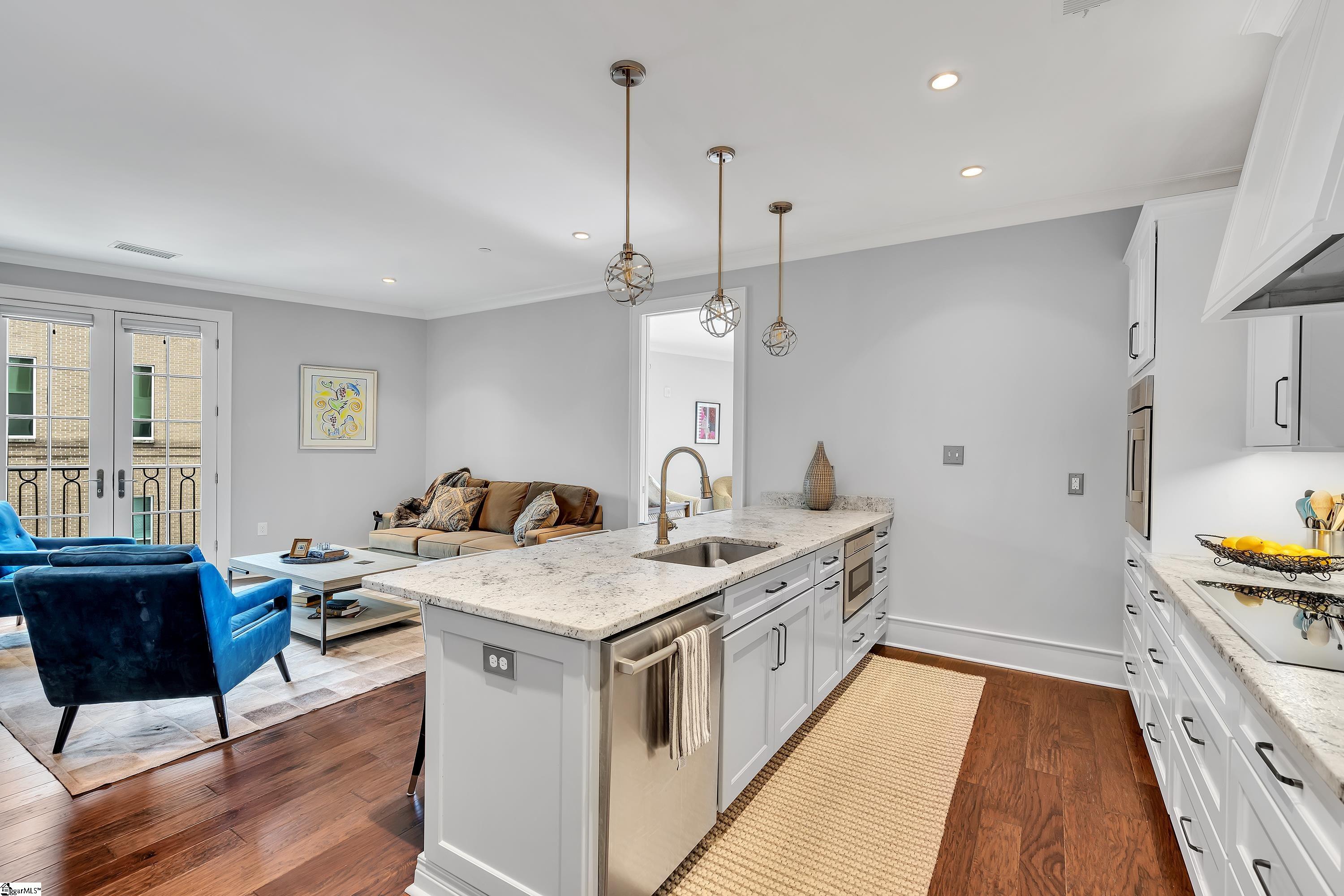121 Rhett Street, Unit 502 Greenville, SC 29601 - Photo 8 of 26 Gallery Image 8