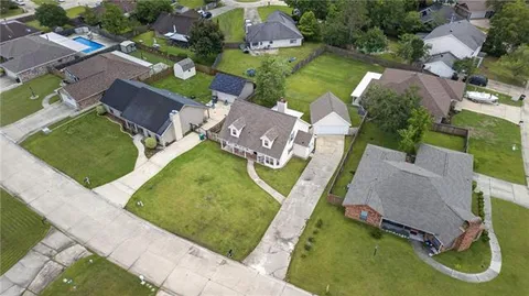 $235,000 | 202 Oakmont Drive, Slidell, LA 70460