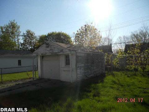 11426 Balfour Road Detroit, MI 48224 - Photo 15 of 15 20026058-14.JPG