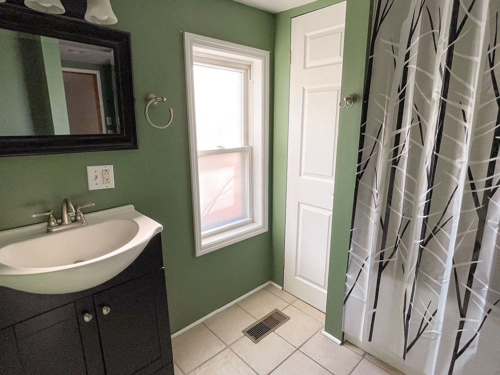 2 Cayea Road Peru, NY 12972 - Photo 12 of 23