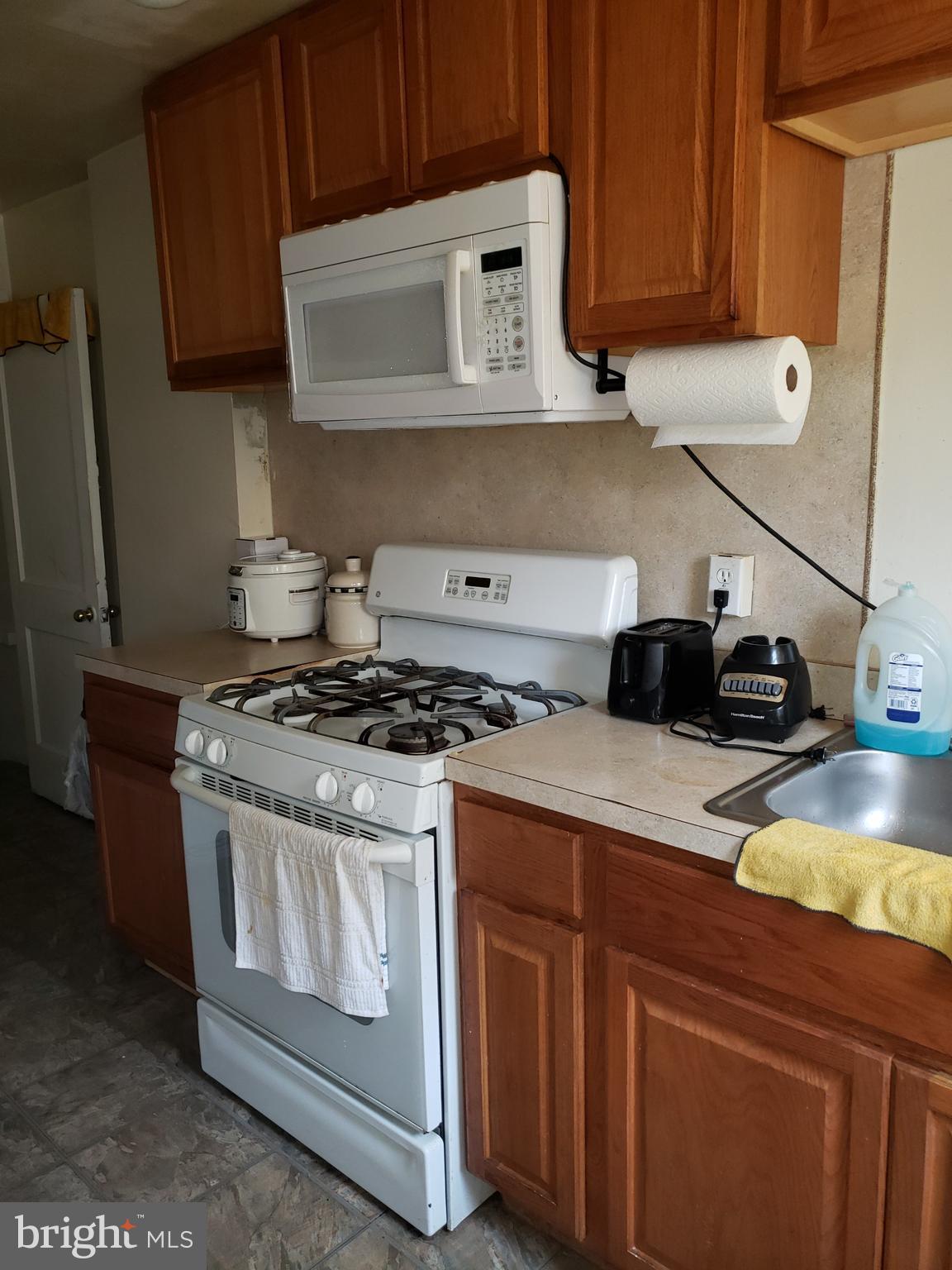 728 Bennington Road Folcroft, PA 19032 - Photo 4 of 10