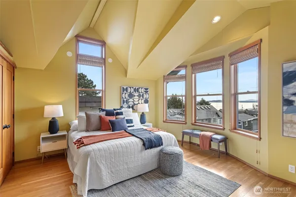 $2,095,000 | 1524 10th Avenue West, Seattle, WA 98119