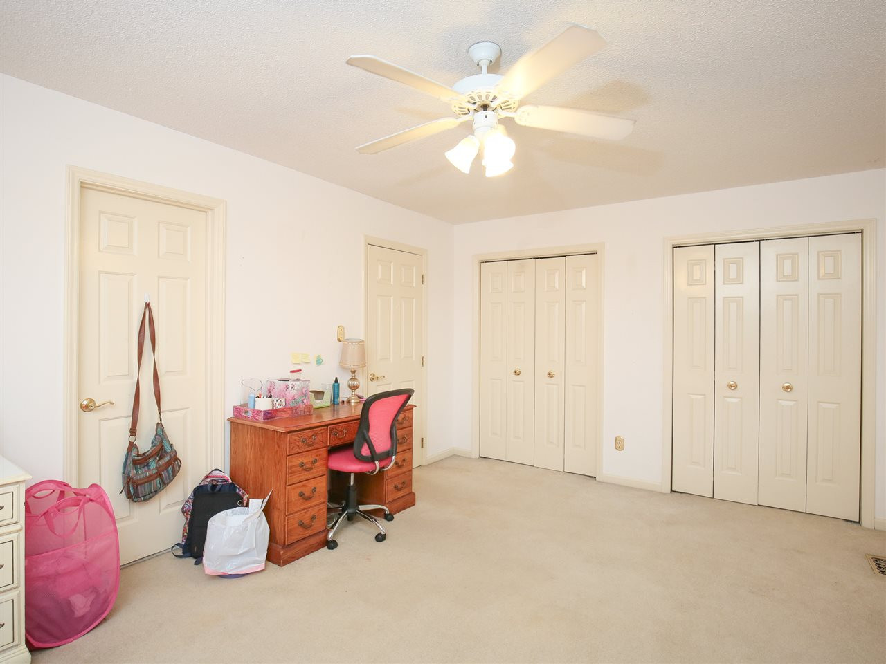 6418 Meadow View Drive Raleigh, NC 27609 - Photo 17 of 25 Photo 17