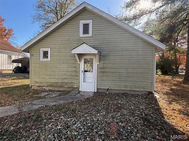 $65,000 | 607 East Morgan Street, Bunker Hill, IL 62014