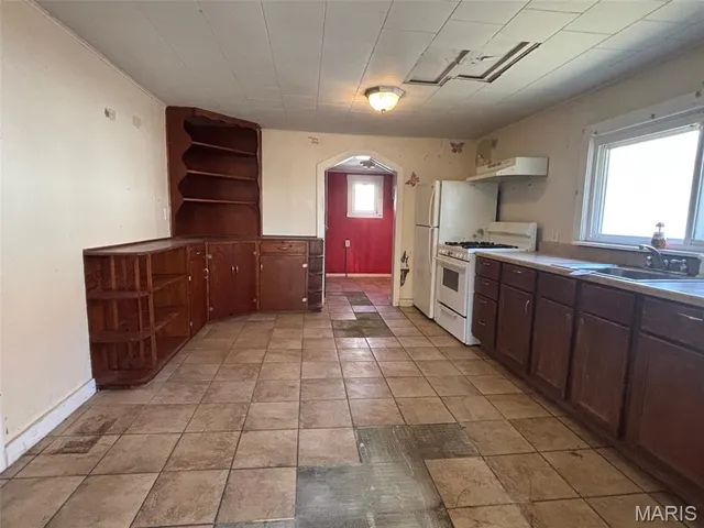 $65,000 | 607 East Morgan Street, Bunker Hill, IL 62014