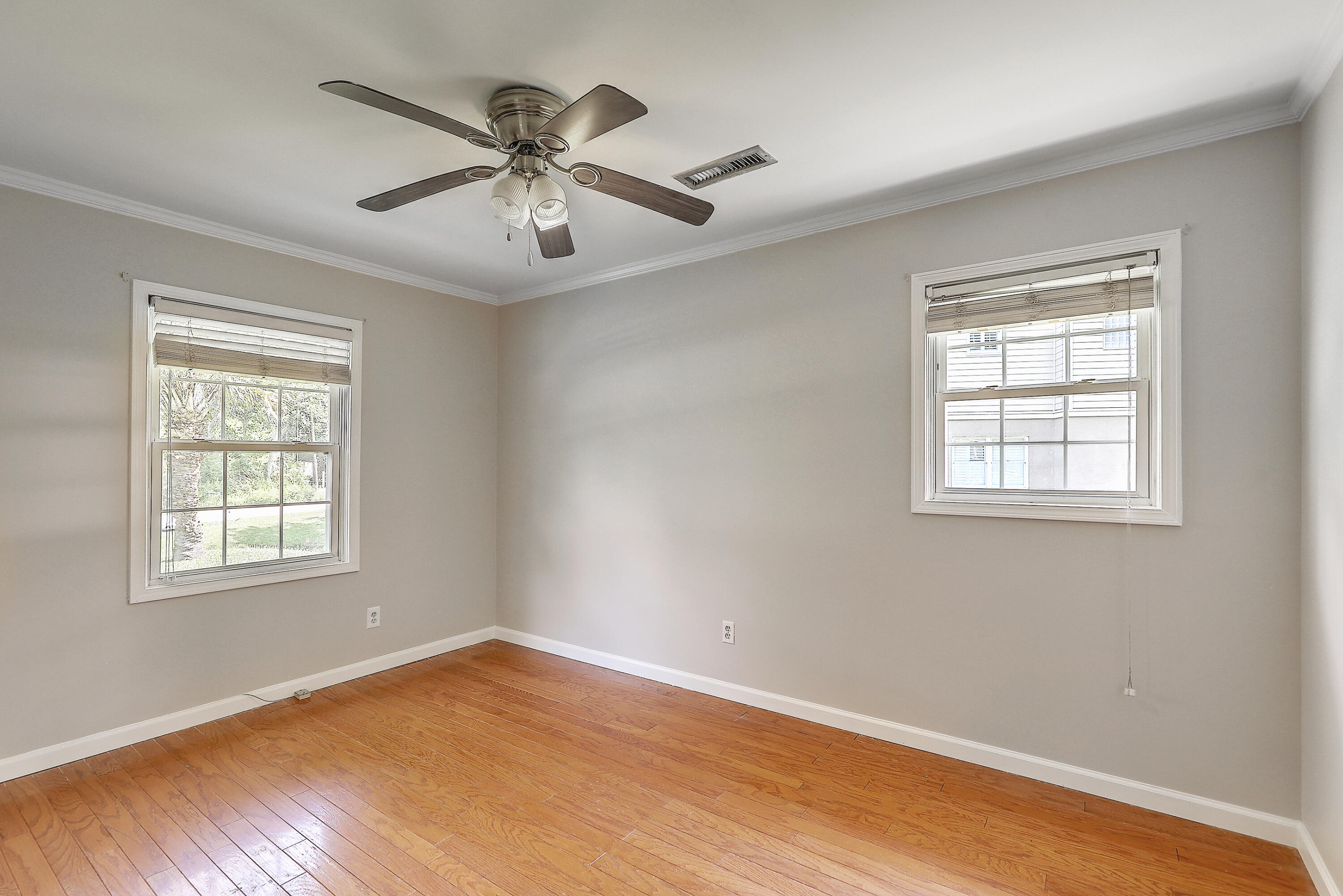 769 Beauregard Street Charleston, SC 29412 - Photo 20 of 28 769BeauregardBedrm2