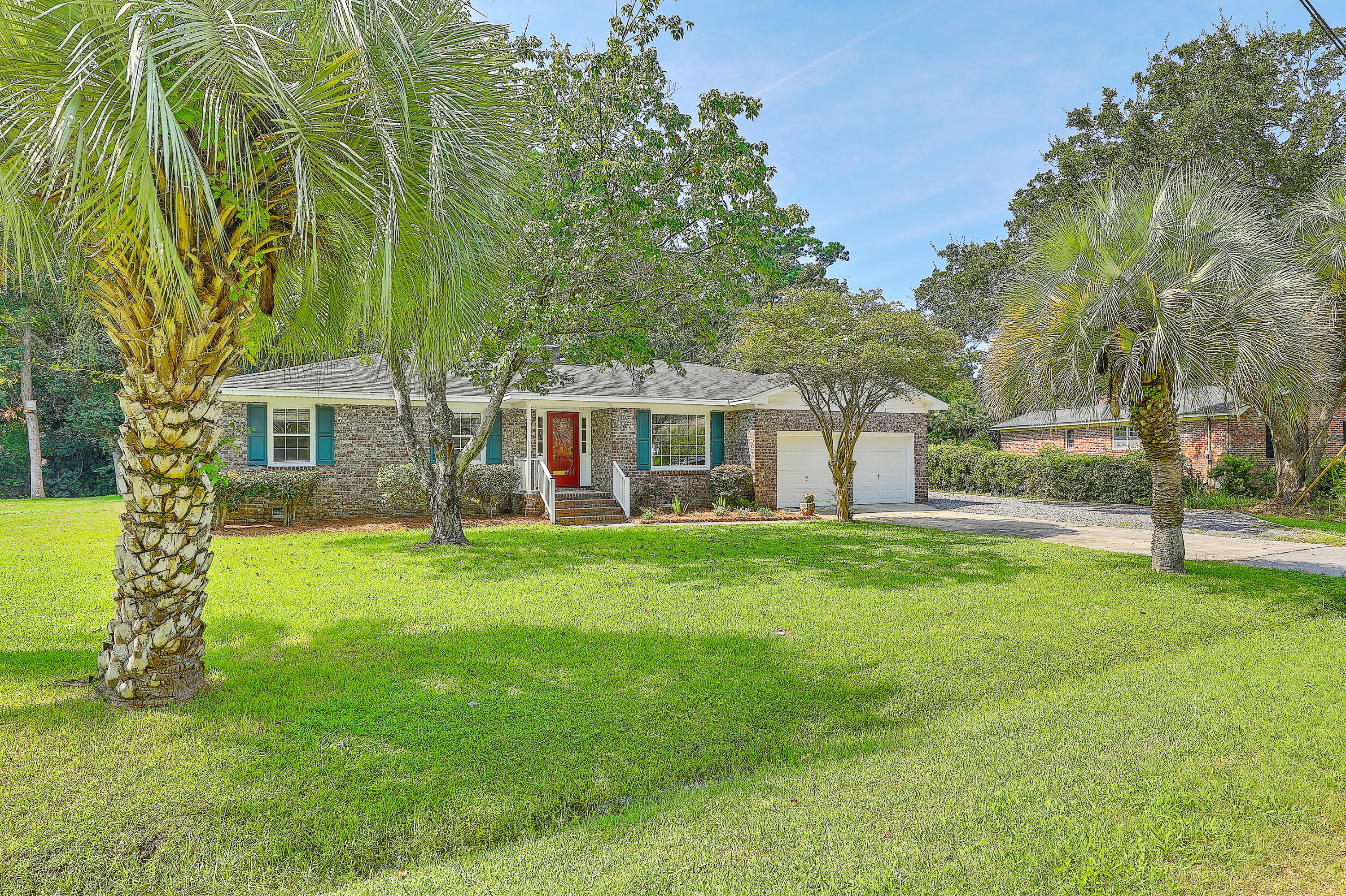 769 Beauregard Street Charleston, SC 29412 - Photo 2 of 28 769BeauregardFront2