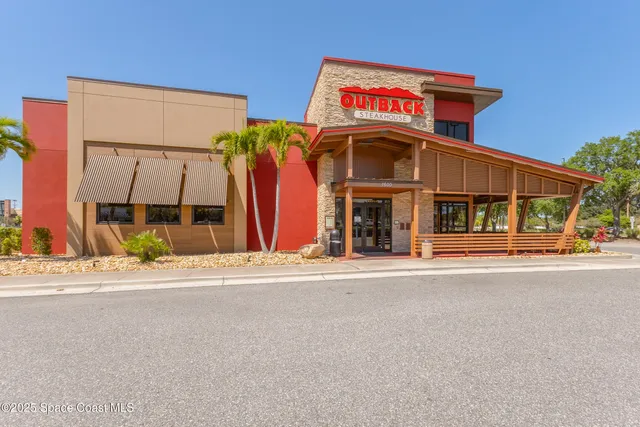 $545,000 | 158 West Court, Melbourne, FL 32904