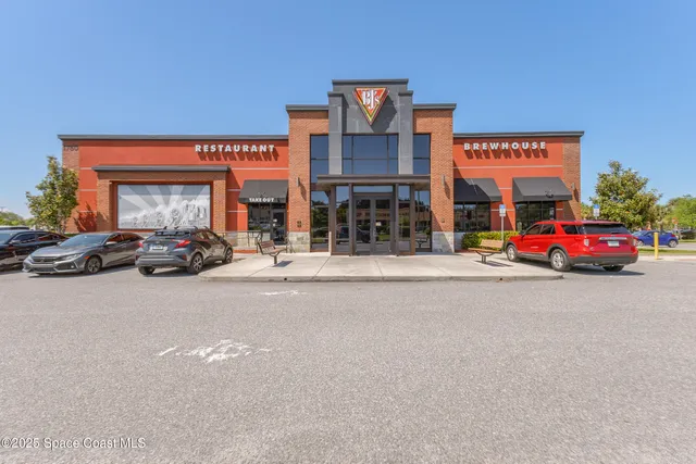 $545,000 | 158 West Court, Melbourne, FL 32904