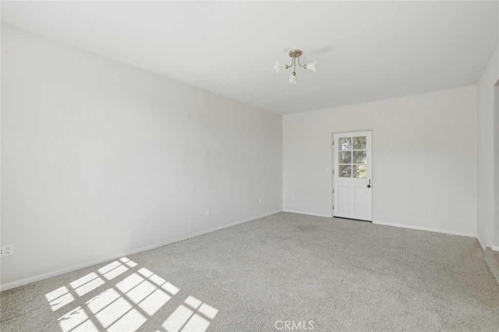 3320 Hill San Diego Ca San Diego, CA 92106 - Photo 11 of 39 a view of an empty room