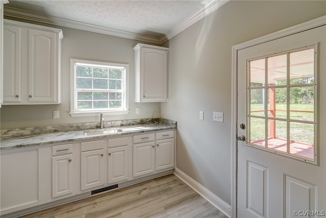 5017 Stage Junction Road Columbia, VA 23038 - Photo 15 of 43