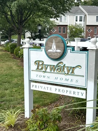 $4,600 | 82 Bywater Lane, Unit 82, Bridgeport, CT 06605